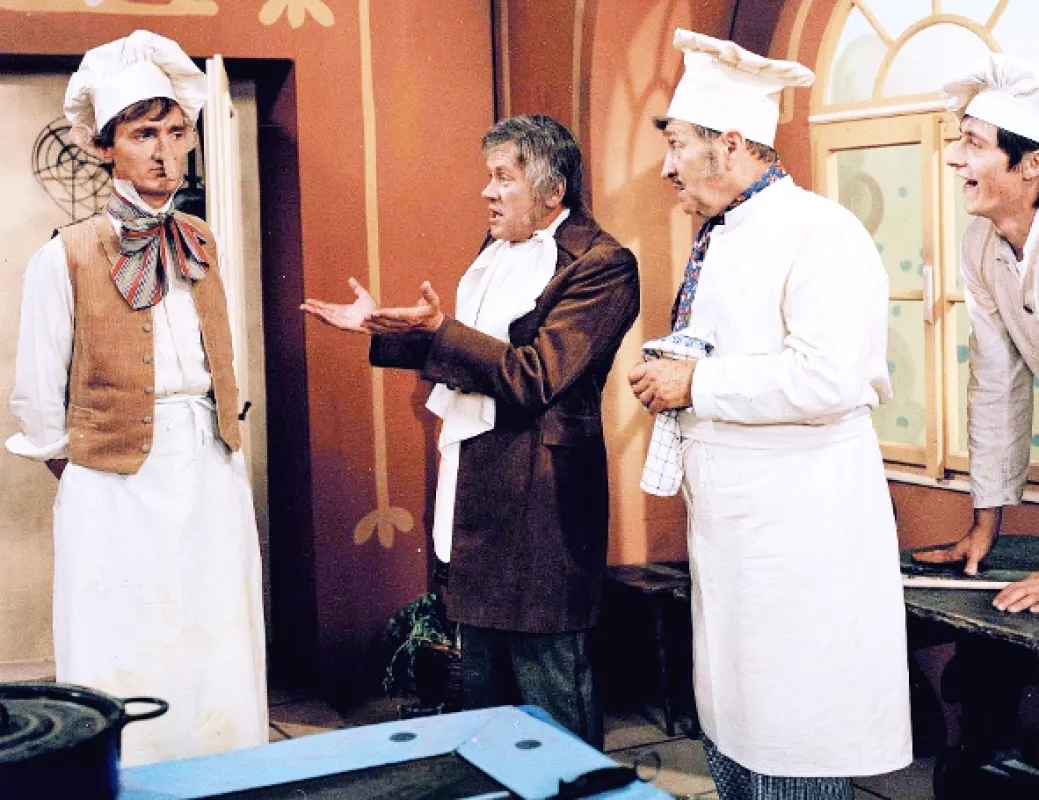 O nosaté čarodějnici, 1984 - fotogaléria
