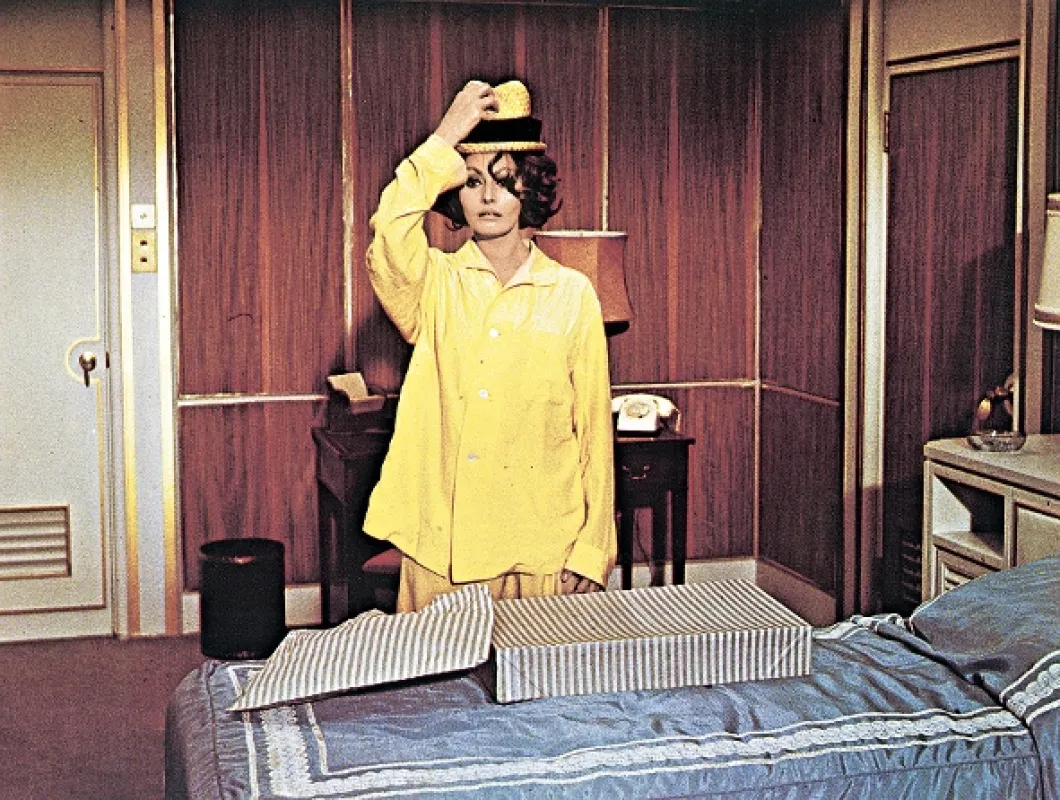 Grófka z Hongkongu (A Countess from Hong Kong), 1967 - fotogaléria