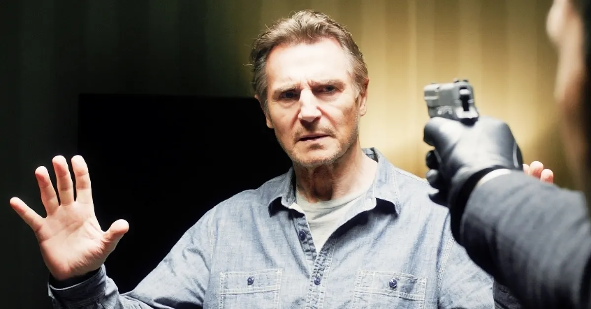 Pre balík prachov (Honest Thief), 2020 - fotogaléria