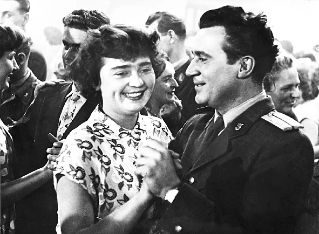 Ztracená stopa, 1956 - fotogaléria