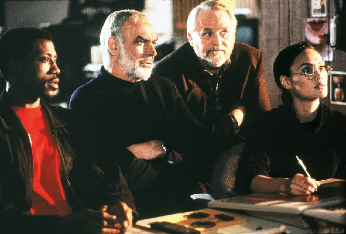 Vycházející slunce (Rising Sun), 1993 - fotogaléria
