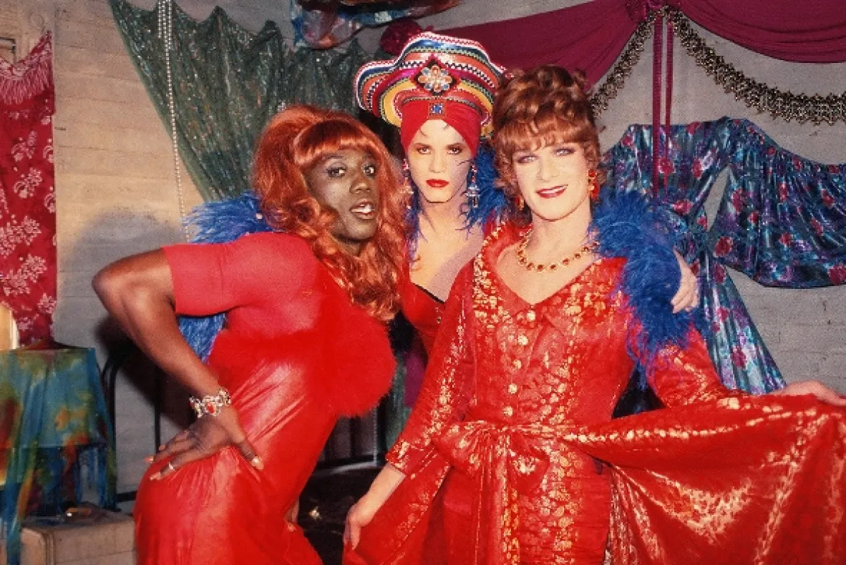 Traja muži v negližé (To Wong Foo, Thanks for Everything! Julie Neymar), 1995 - fotogaléria