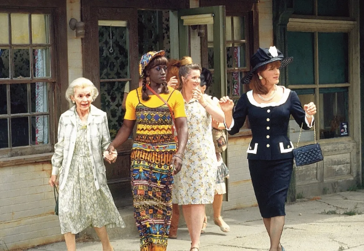Traja muži v negližé (To Wong Foo, Thanks for Everything! Julie Neymar), 1995 - fotogaléria
