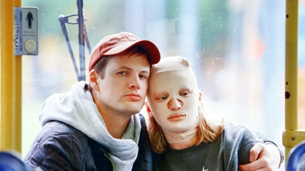 Je mi ze sebe špatně (Sick of Myself), 2022 - fotogaléria