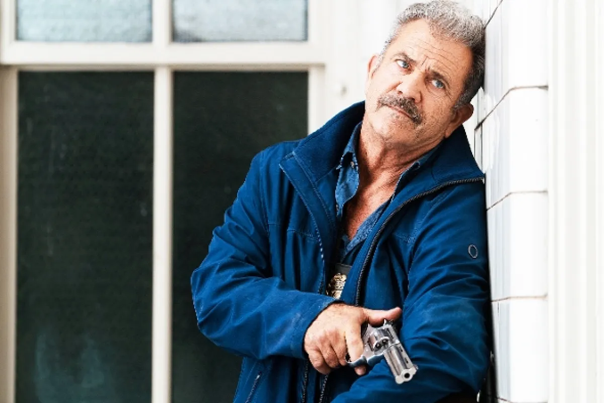 Na zlej strane (Dragged Across Concrete) - fotogaléria