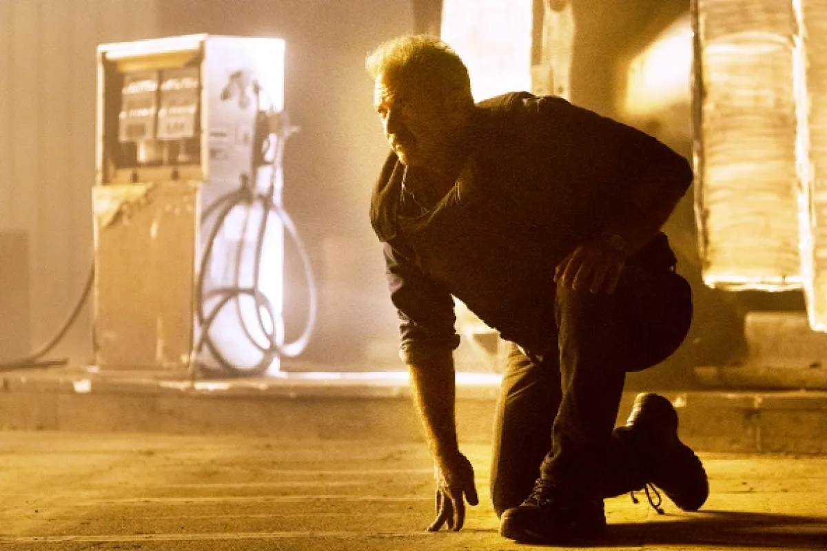 Na zlej strane (Dragged Across Concrete) - fotogaléria