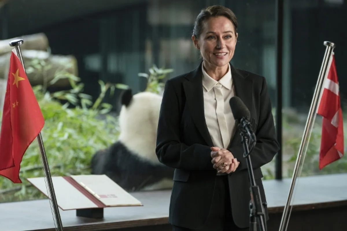 Vláda - Moc a sláva (Borgen - Riget, magten og aren), 2022 - fotogaléria