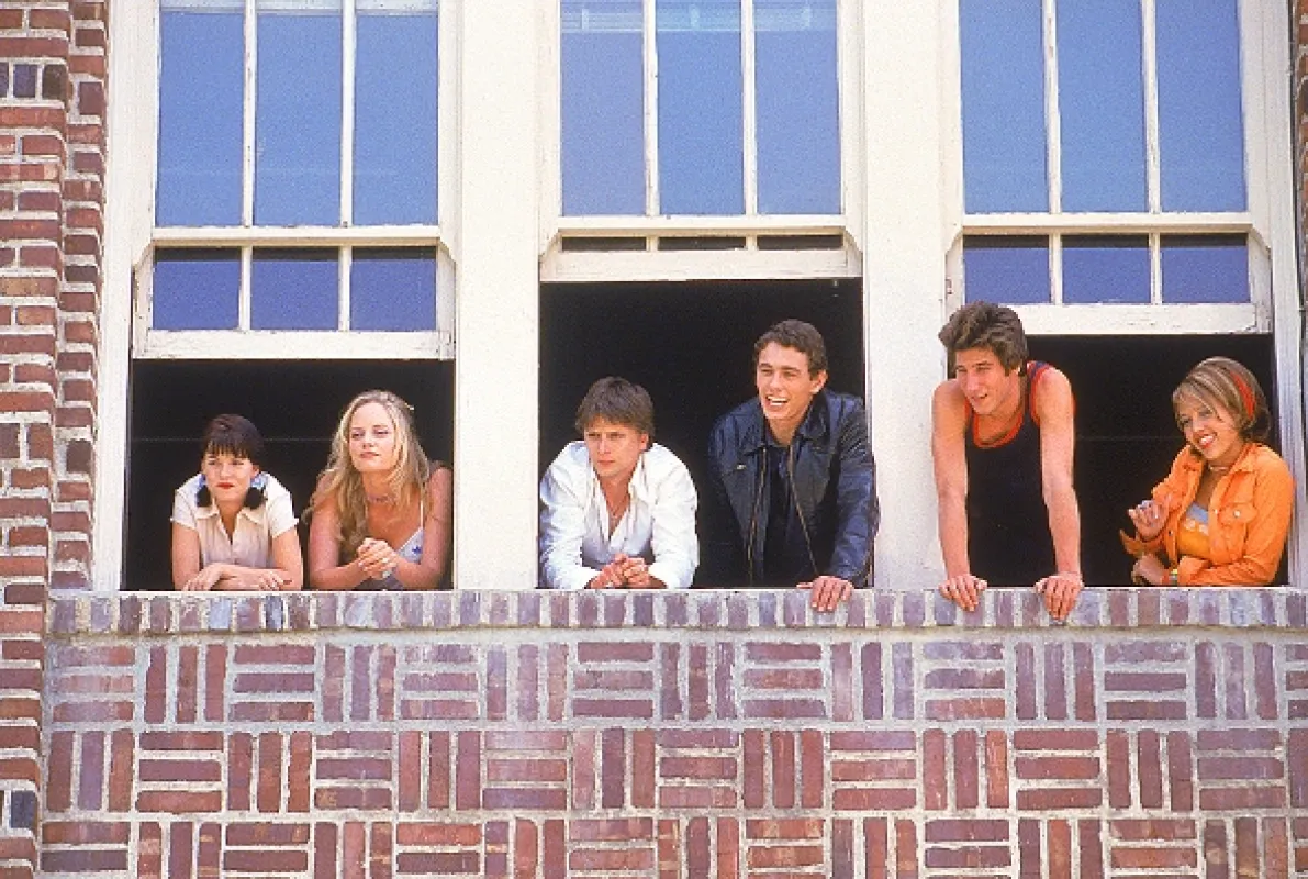 Nepolíbená (Never Been Kissed), 1999 - fotogaléria