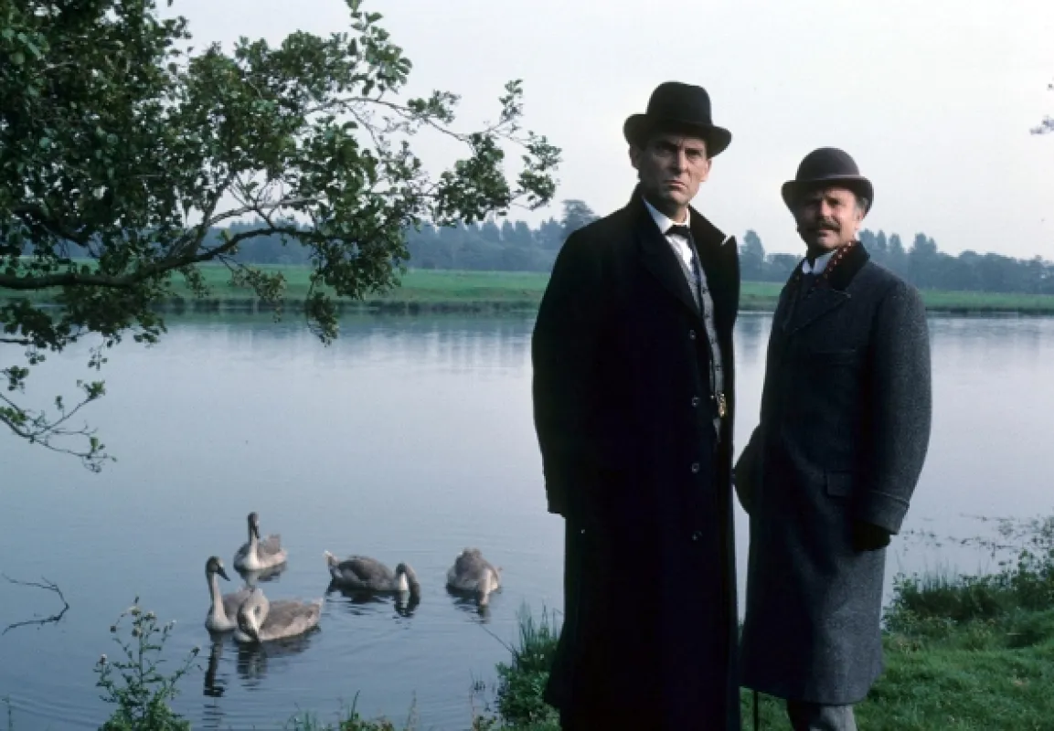 Návrat Sherlocka Holmese (The Return of Sherlock Holmes), 1986 - fotogaléria