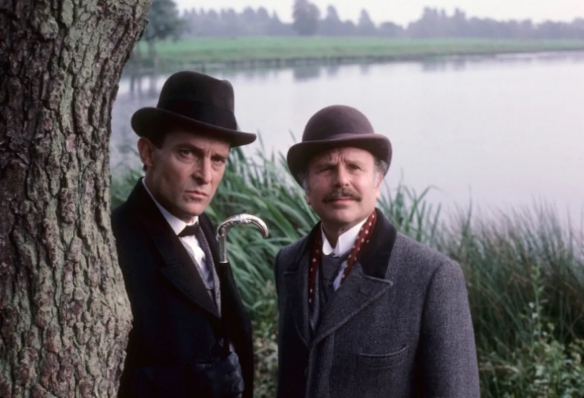 Návrat Sherlocka Holmese (The Return of Sherlock Holmes), 1986 - fotogaléria