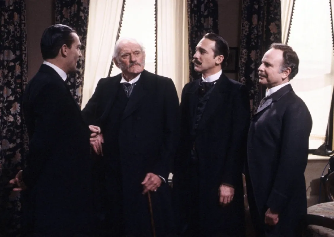 Návrat Sherlocka Holmese (The Return of Sherlock Holmes), 1986 - fotogaléria