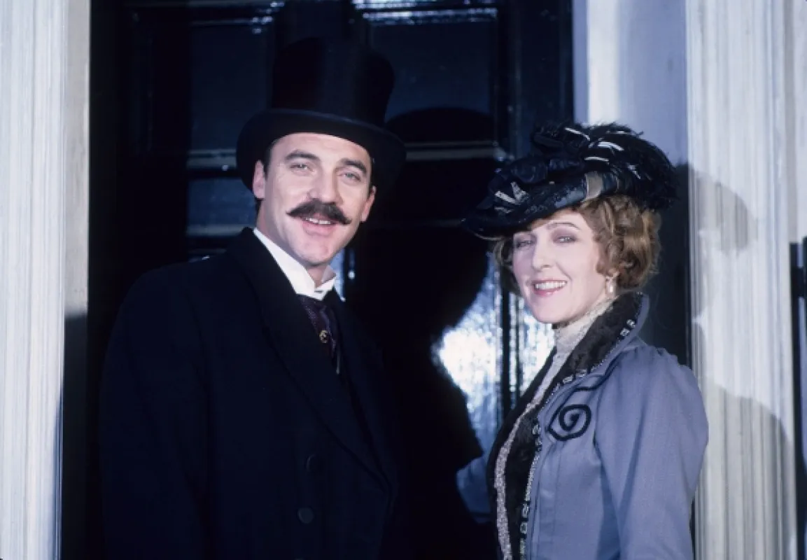 Návrat Sherlocka Holmese (The Return of Sherlock Holmes), 1986 - fotogaléria