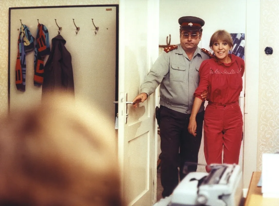 Od vraždy jenom krok ke lži, 1982 - fotogaléria