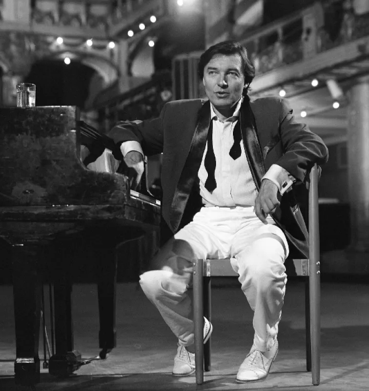 Karel Gott 1986, 1986 - fotogaléria