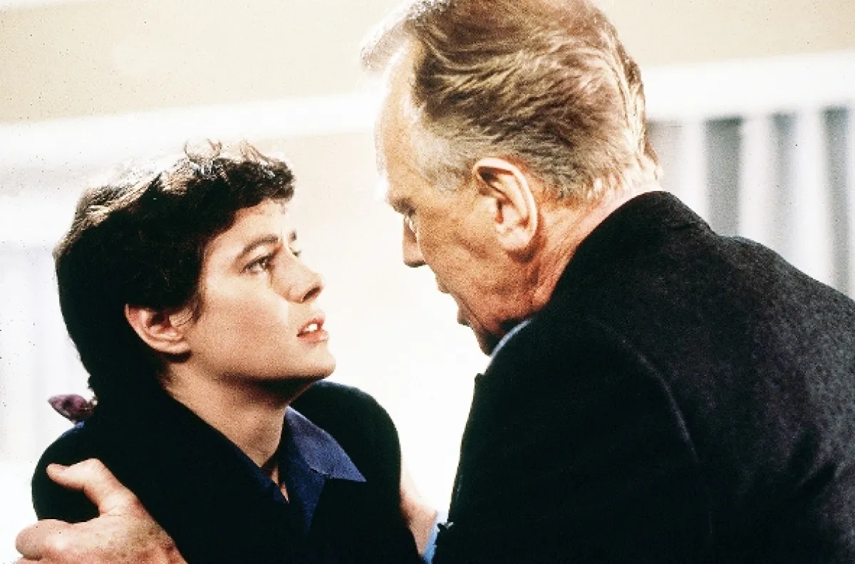 Polibek před smrtí (A Kiss Before Dying), 1991 - fotogaléria