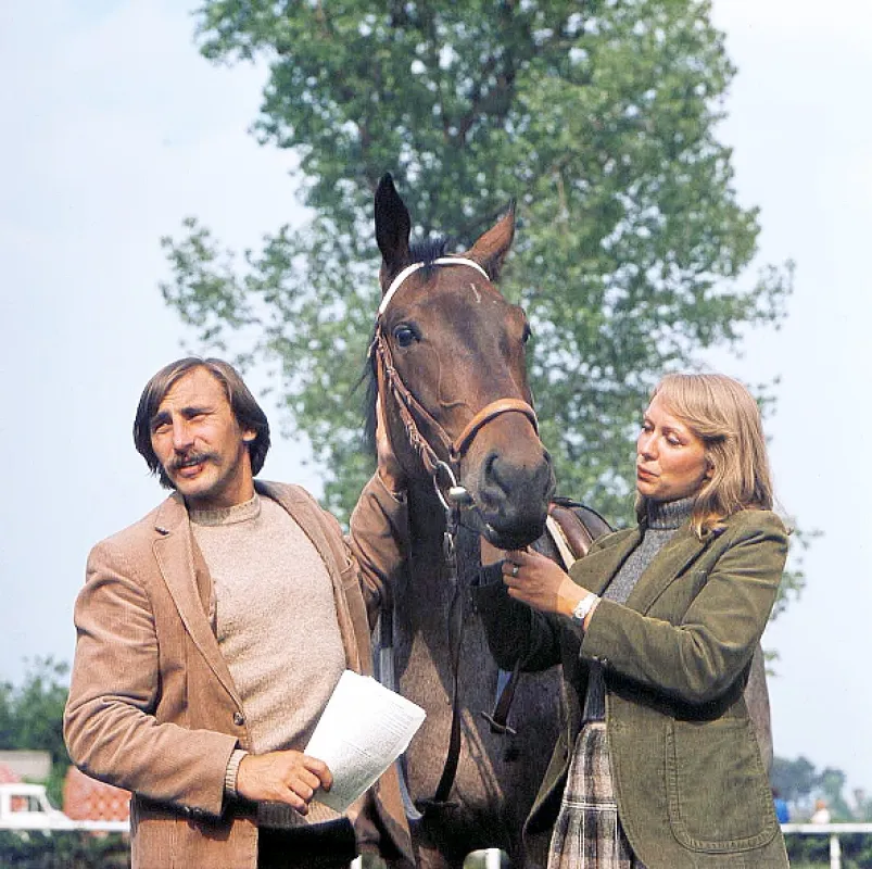 Dostih, 1981 - fotogaléria