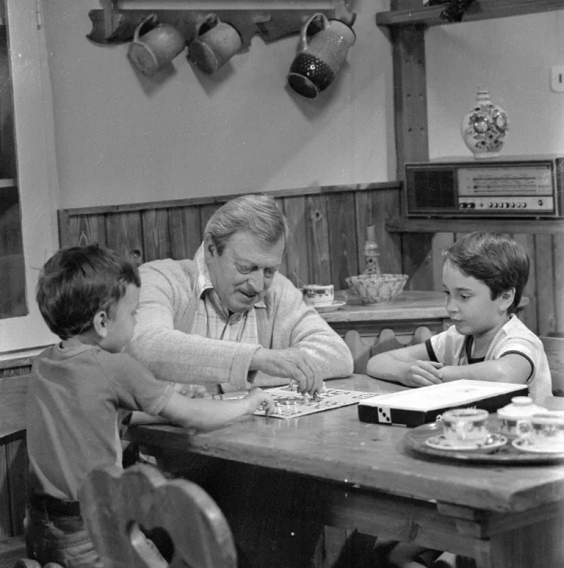 Doktor z vejminku, 1982 - fotogaléria