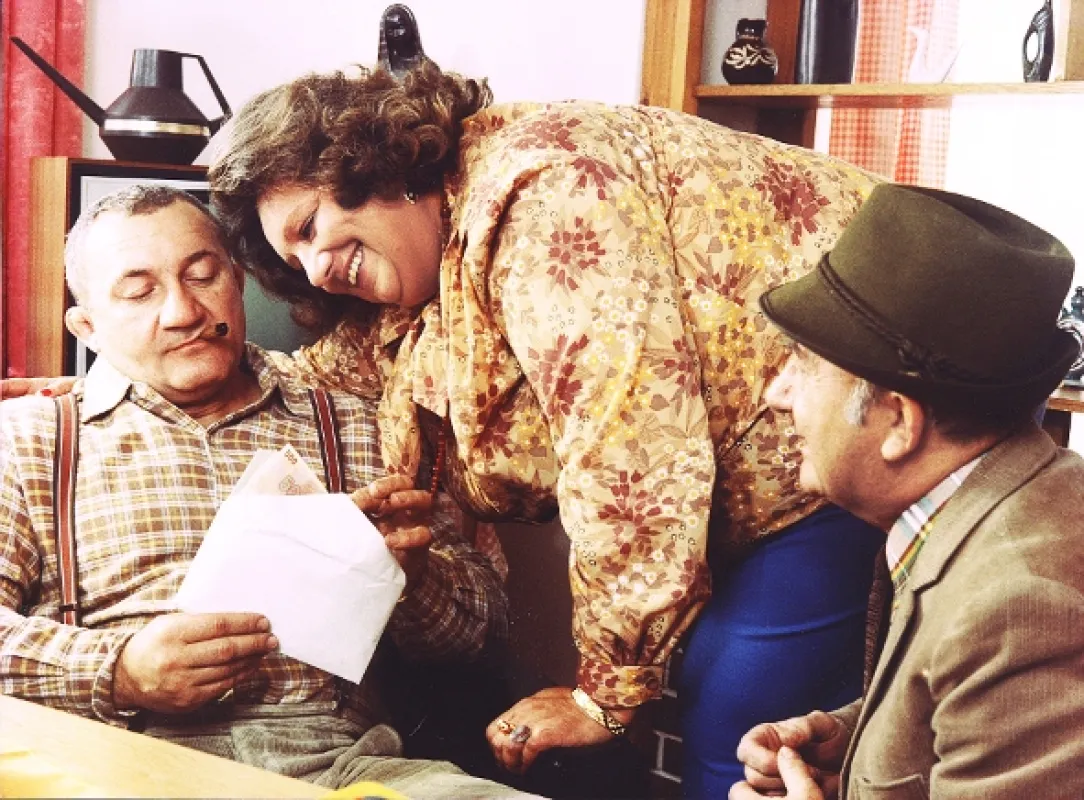 Příště budeme chytřejší, staroušku! (Next Time Let US Be Smarter, Oldster), 1982 - fotogaléria