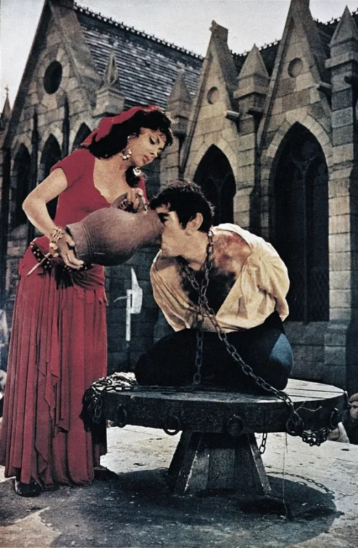 Zvonár u Matky Božej (Notre-Dame de Paris), 1956 - fotogaléria