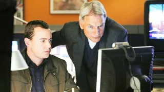 NCIS - Námorný vyšetrovací úrad X (14)