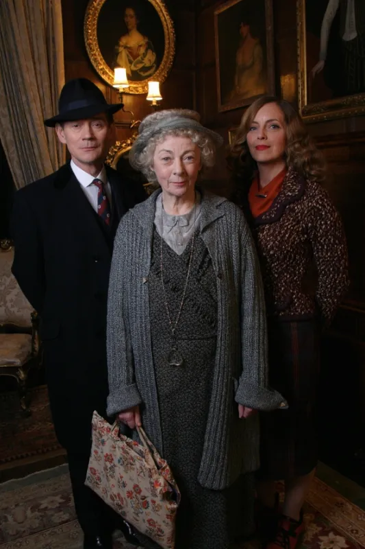 Agatha Christie: Slečna Marpleová (Miss Marple: The Moving Finger), 2006 - fotogaléria