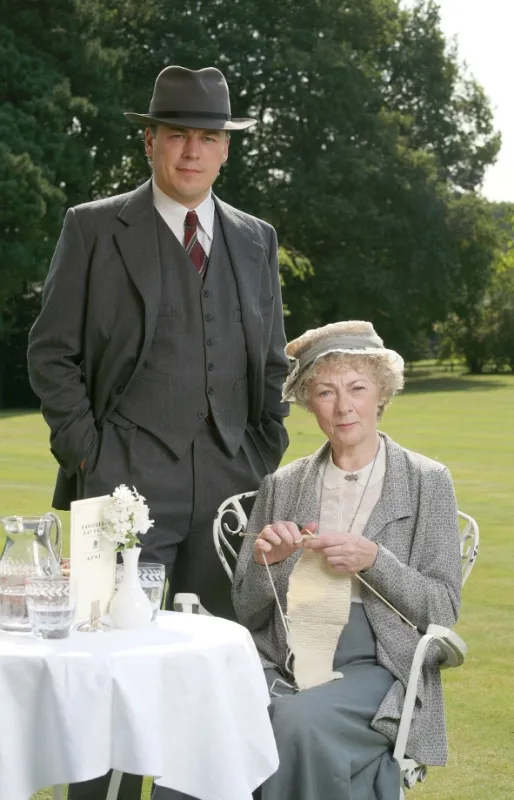 Agatha Christie: Slečna Marpleová (Miss Marple: The Moving Finger), 2006 - fotogaléria