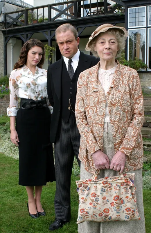 Agatha Christie: Slečna Marpleová (Miss Marple: The Moving Finger), 2006 - fotogaléria