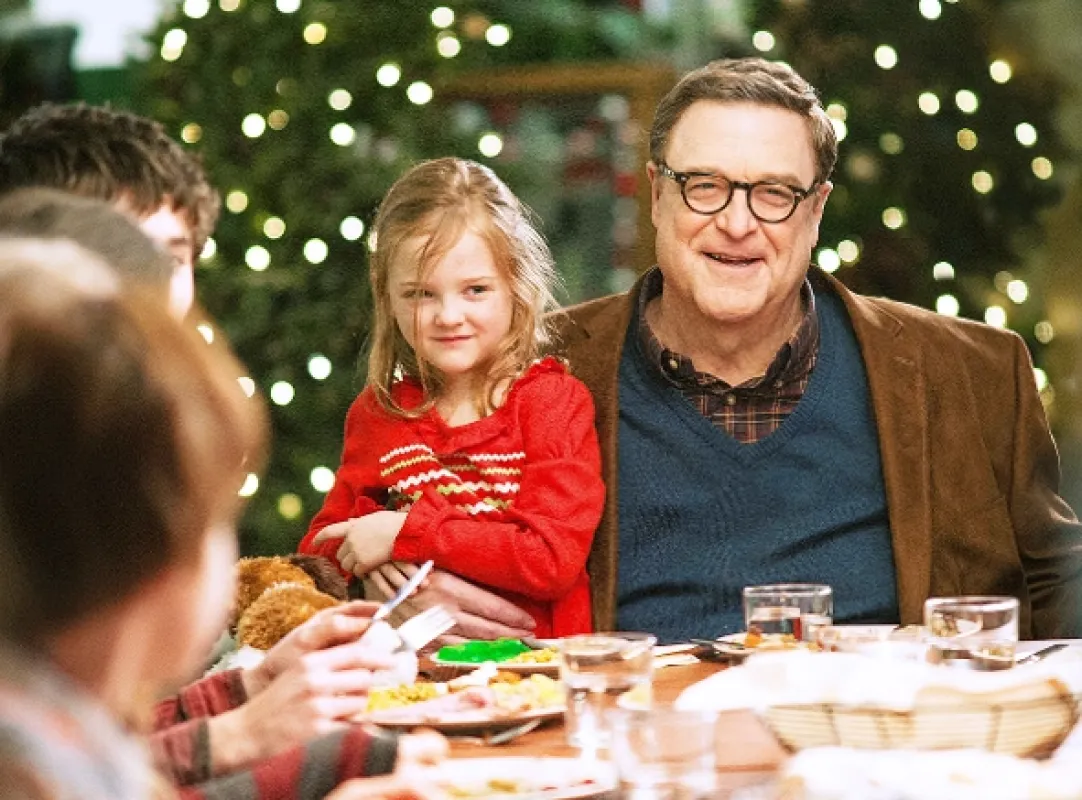 Trable o Vánocích (Love the Coopers), 2015 - fotogaléria
