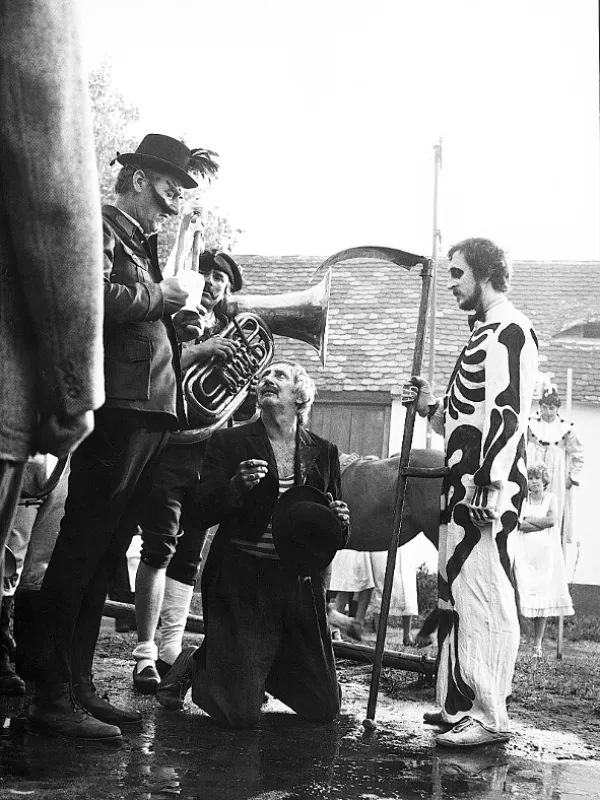 Opera ve vinici, 1981 - fotogaléria