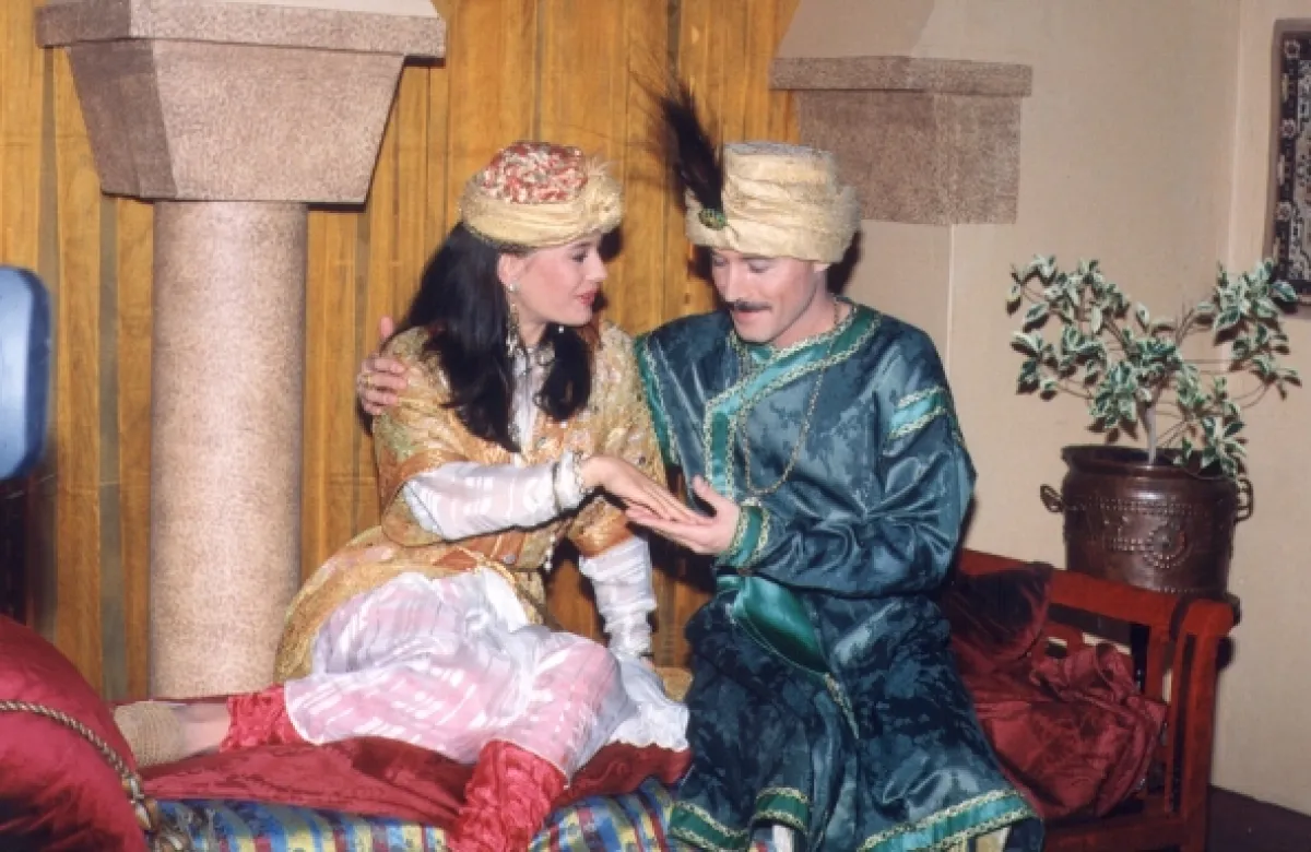 Bedna s datlemi, 1997 - fotogaléria