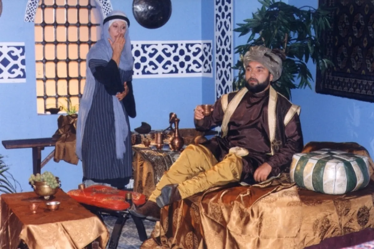 Bedna s datlemi, 1997 - fotogaléria
