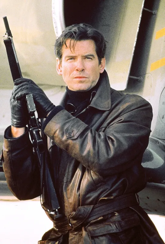 Zítřek nikdy neumírá (Tomorrow Never Dies), 1997 - fotogaléria
