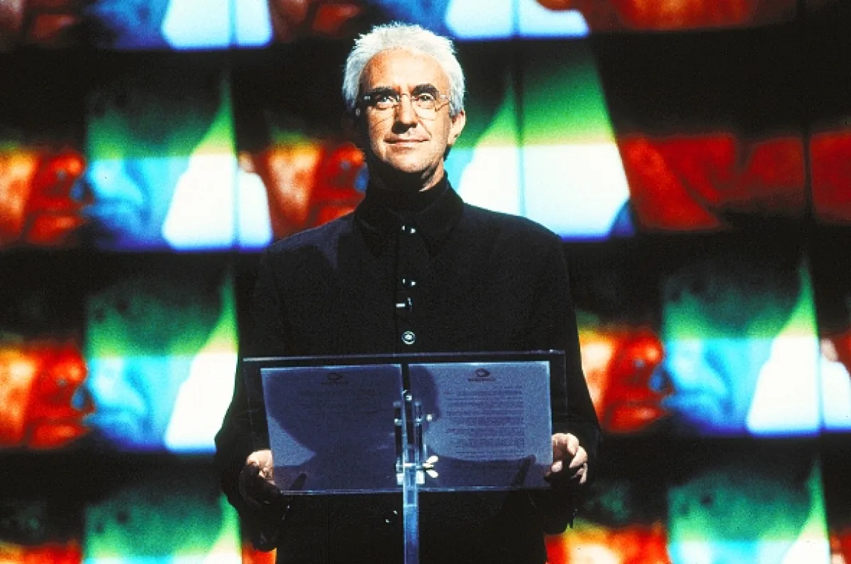 Zítřek nikdy neumírá (Tomorrow Never Dies), 1997 - fotogaléria