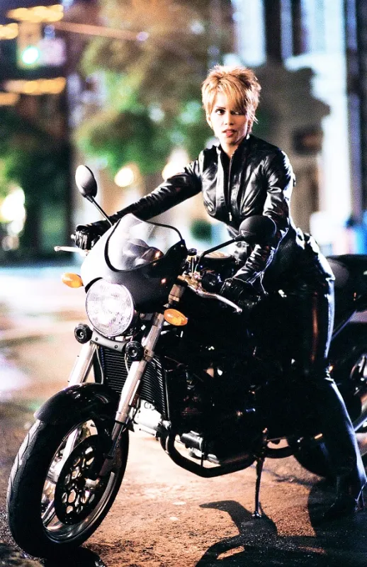 Catwoman, 2004 - fotogaléria