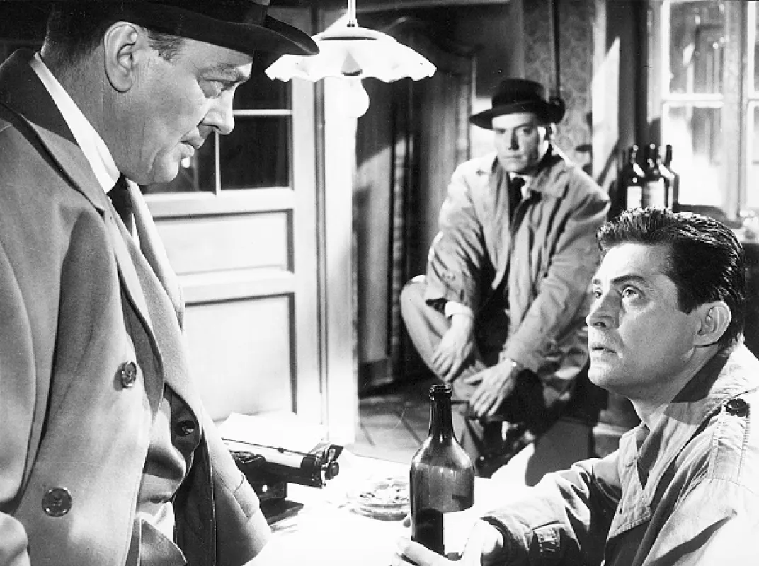 105 % alibi, 1959 - fotogaléria