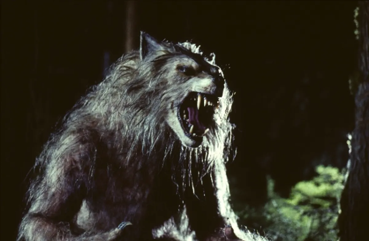 Temný úplněk (Bad Moon), 1996 - fotogaléria