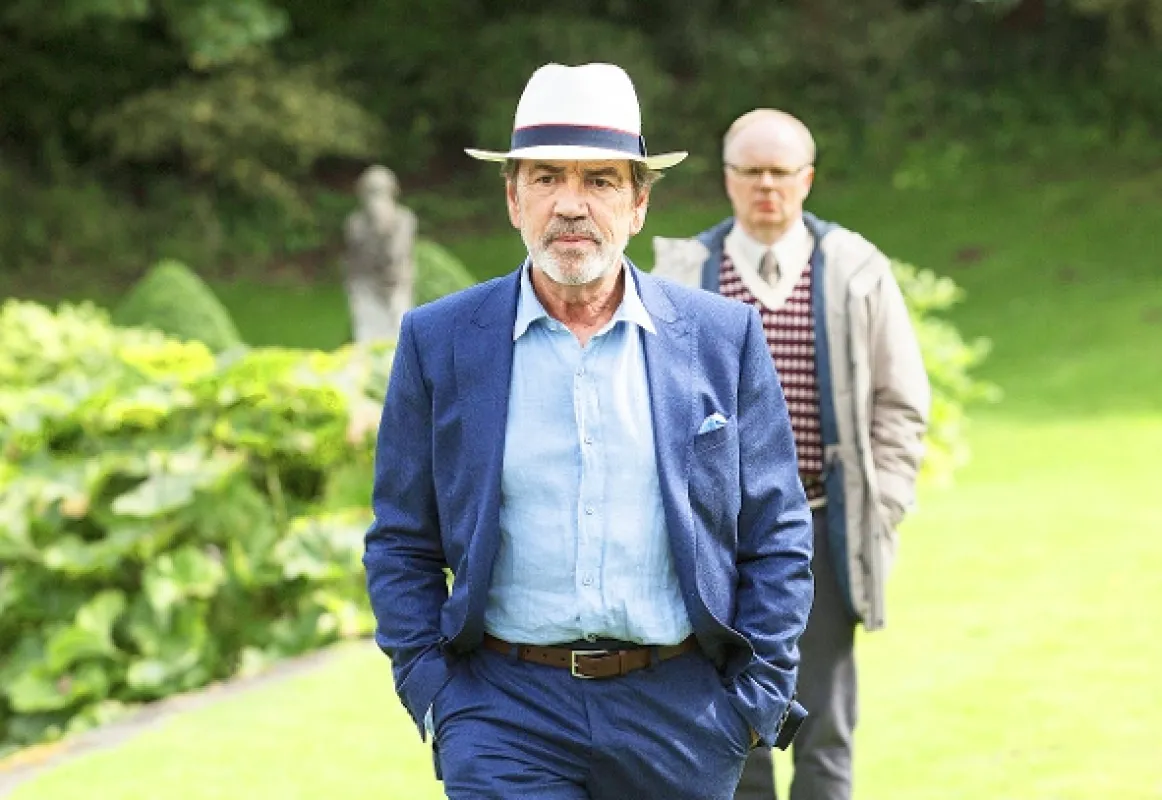 McDonaldová a Dodds (McDonald and Dodds: The Fall of the House of Crockett), 2020 - fotogaléria