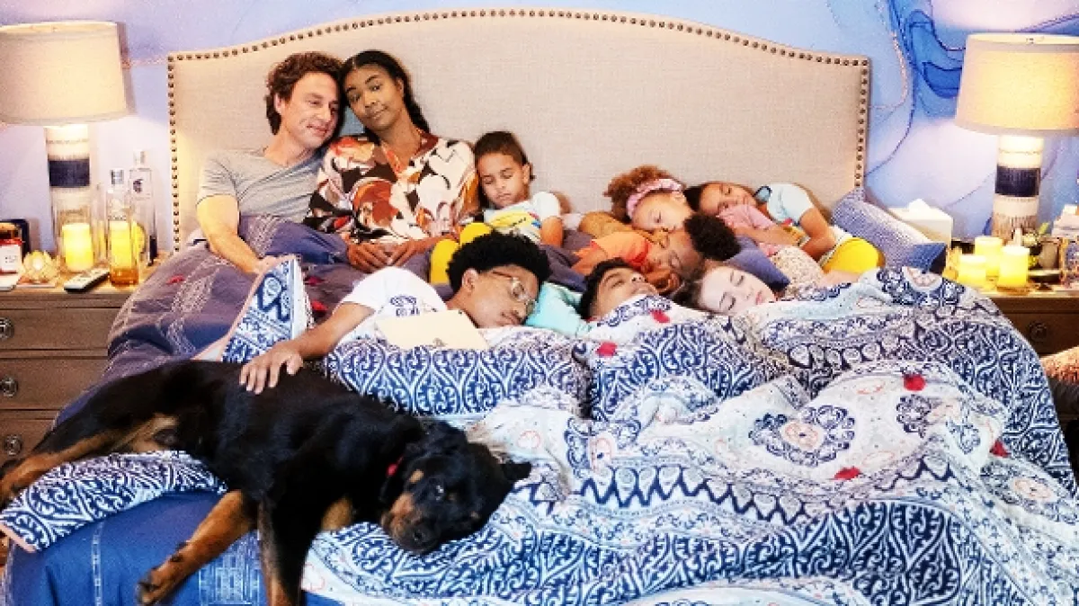 Dvanáct do tuctu (Cheaper by the Dozen), 2022 - fotogaléria