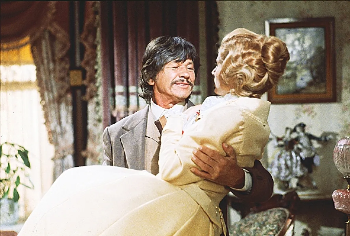 Od dvanástej do tretej (From Noon till Three), 1976 - fotogaléria