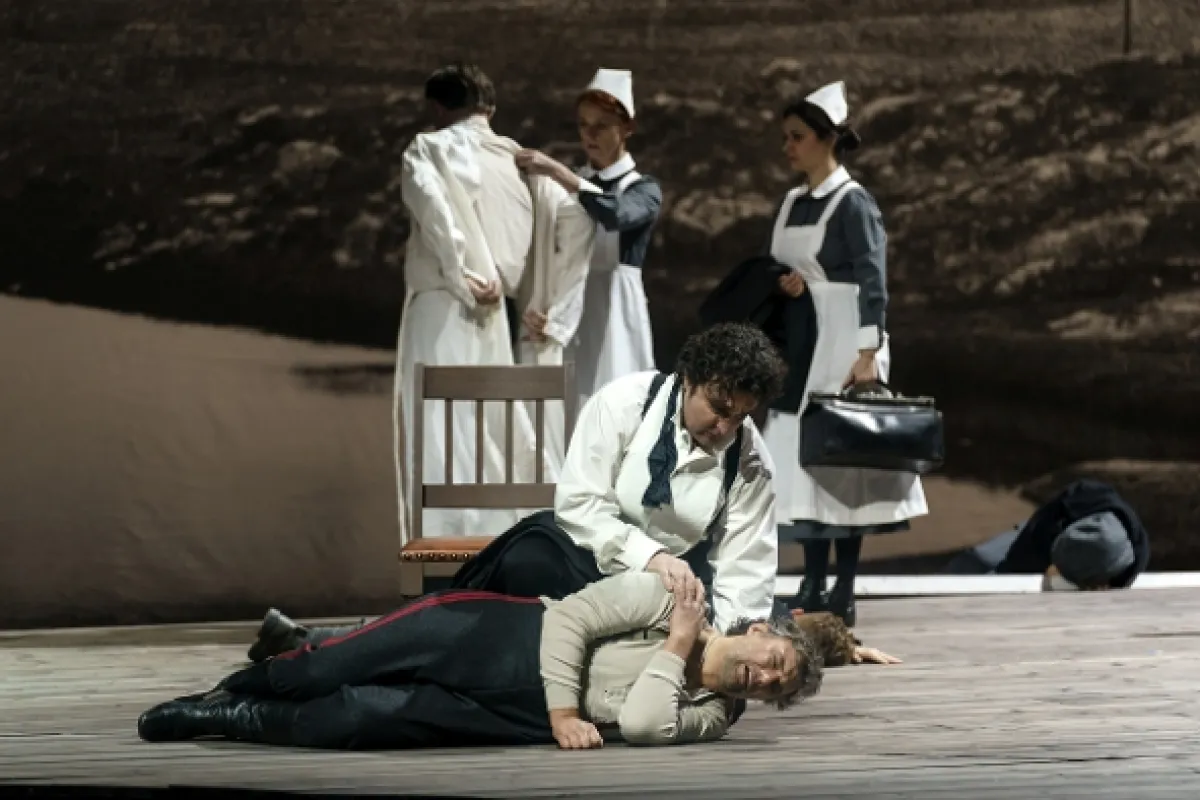 G. Verdi: Síla osudu - fotogaléria
