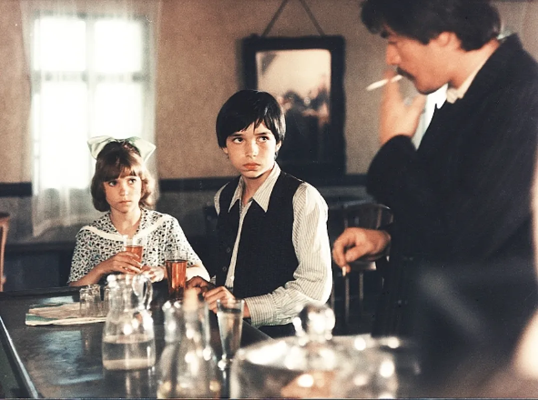 Stíny horkého léta, 1977 - fotogaléria
