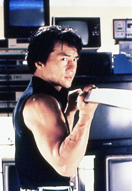 Rachot v Bronxe (Rumble in the Bronx aka Hung fan kui), 1995 - fotogaléria
