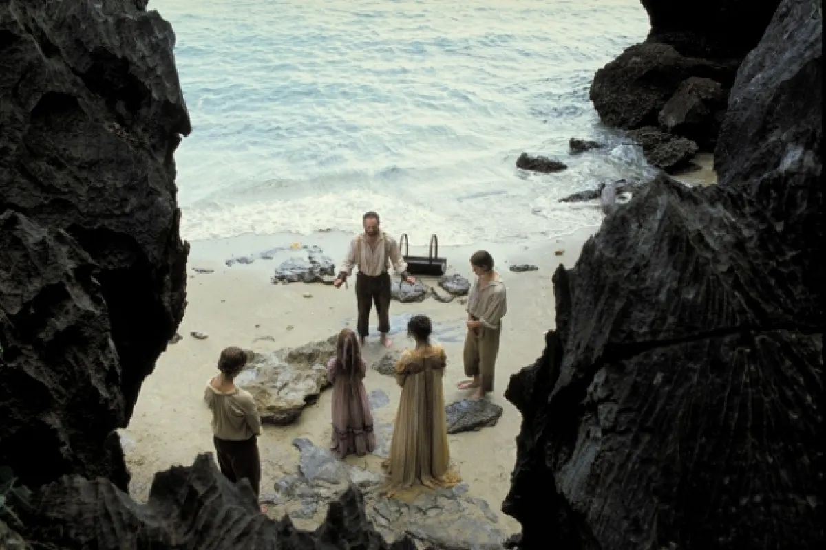Trosečníci (Stranded), 2002 - fotogaléria