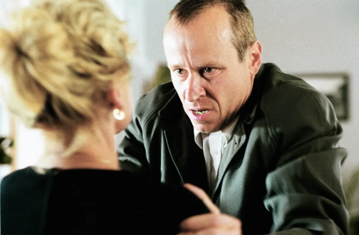 Oběti a vrazi, 2000 - fotogaléria
