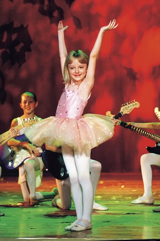 Dievča z lepšej spoločnosti (Uptown Girls), 2003 - fotogaléria