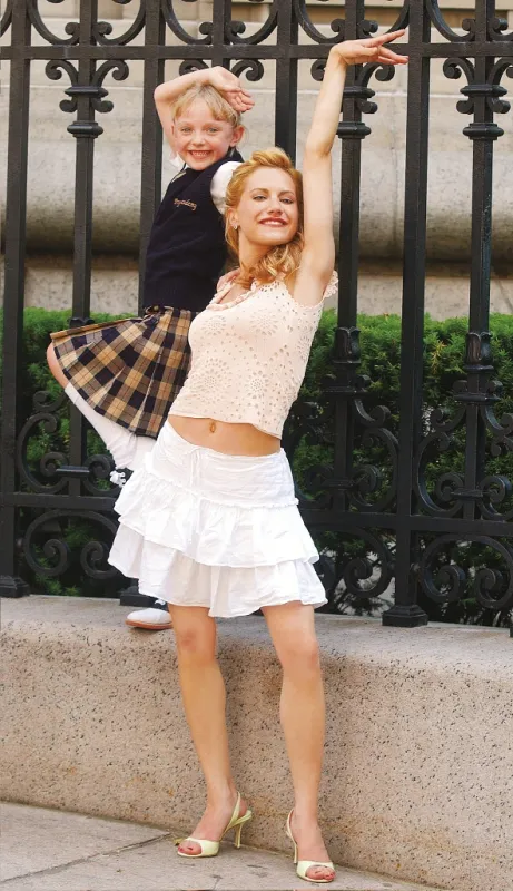Dievča z lepšej spoločnosti (Uptown Girls), 2003 - fotogaléria