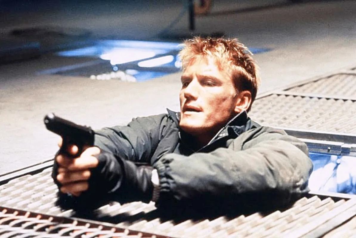 Pohyblivý terč (Silent Trigger), 1996 - fotogaléria