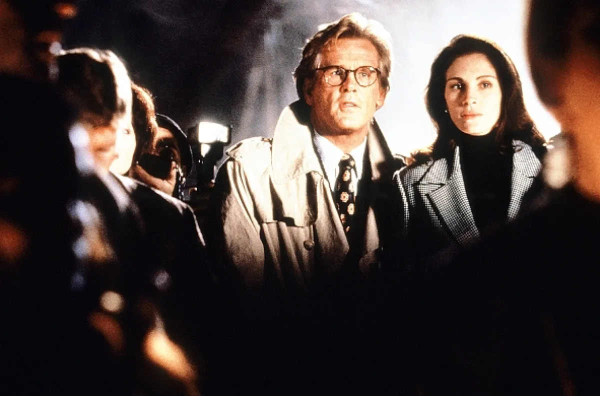 Zbožňuju trable (I Love Trouble), 1994 - fotogaléria
