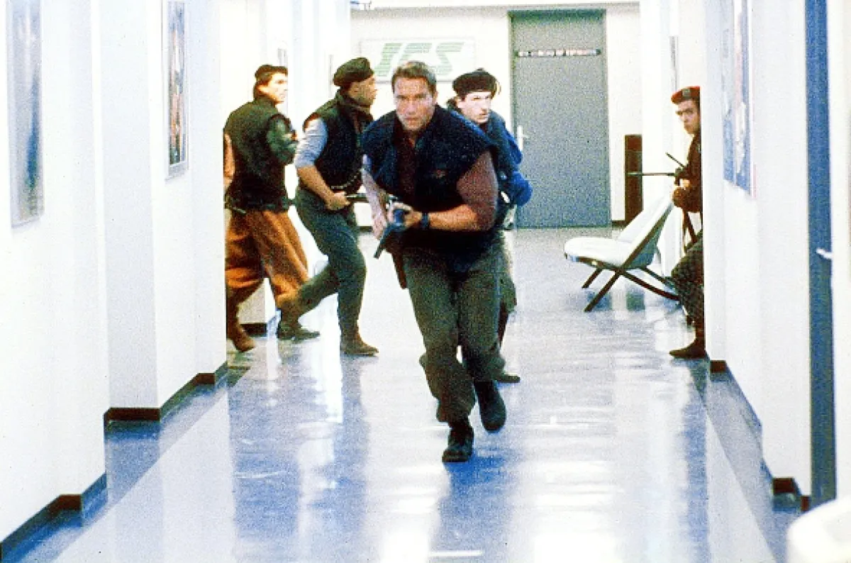 Běžící muž (Running Man), 1987 - fotogaléria