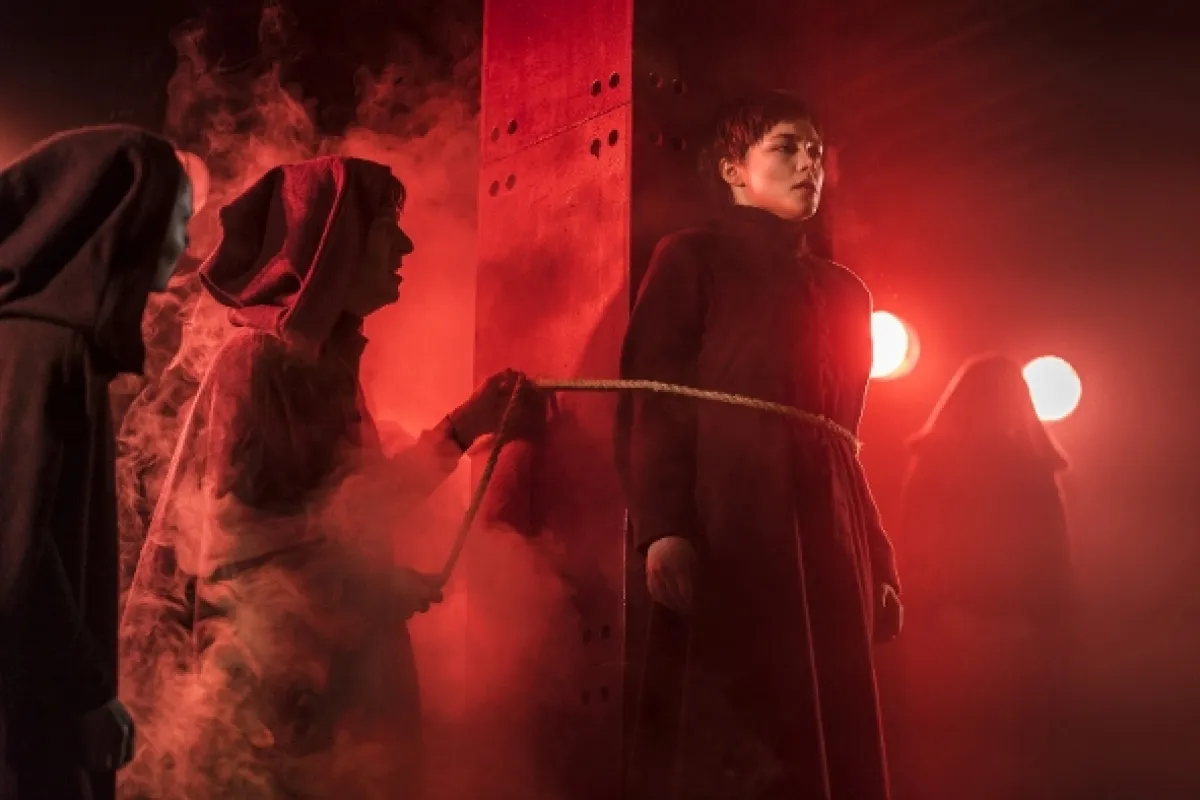 Malá bubenice (The Little Drummer Girl), 2018 - fotogaléria